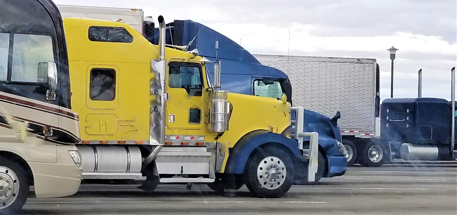 Semi-truck and trailer repair serving Fife, WA — Long Road Repair, Tacoma