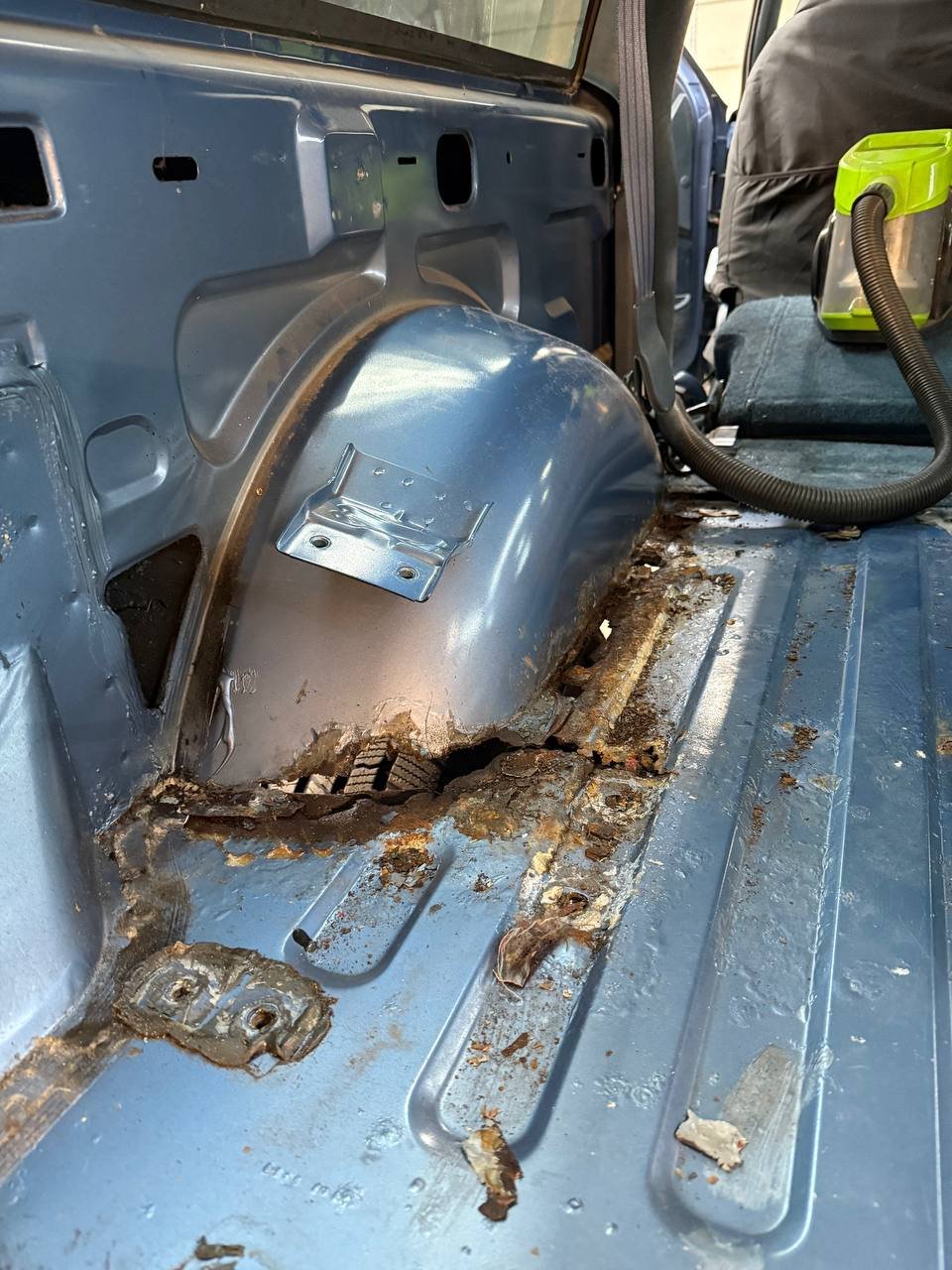 Trailer maintenance every owner-operator should do